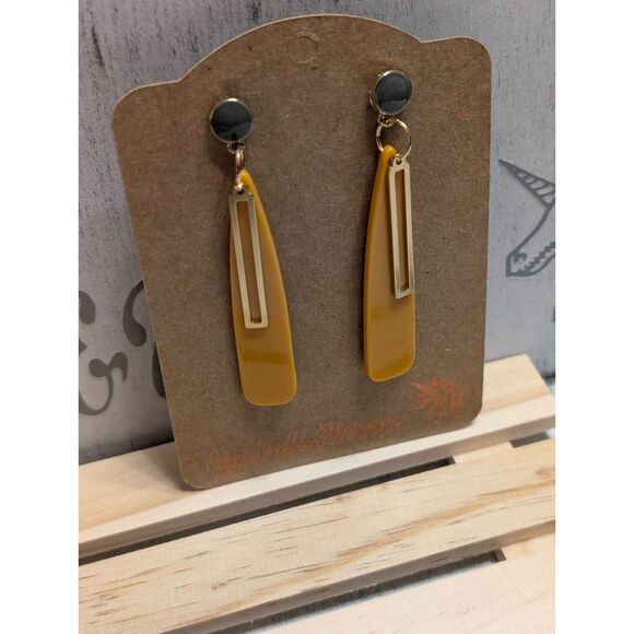 Retro Mustard Yellow & Gold Drop Earrings - Picture 7 of 8